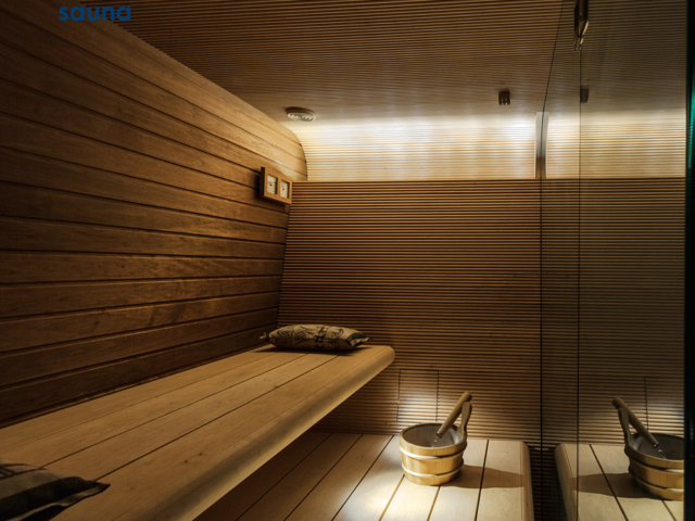 Deluxe sauna 1